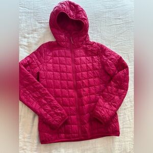Uniqlo Women’s Vibrant Pink Quilted Jacket
